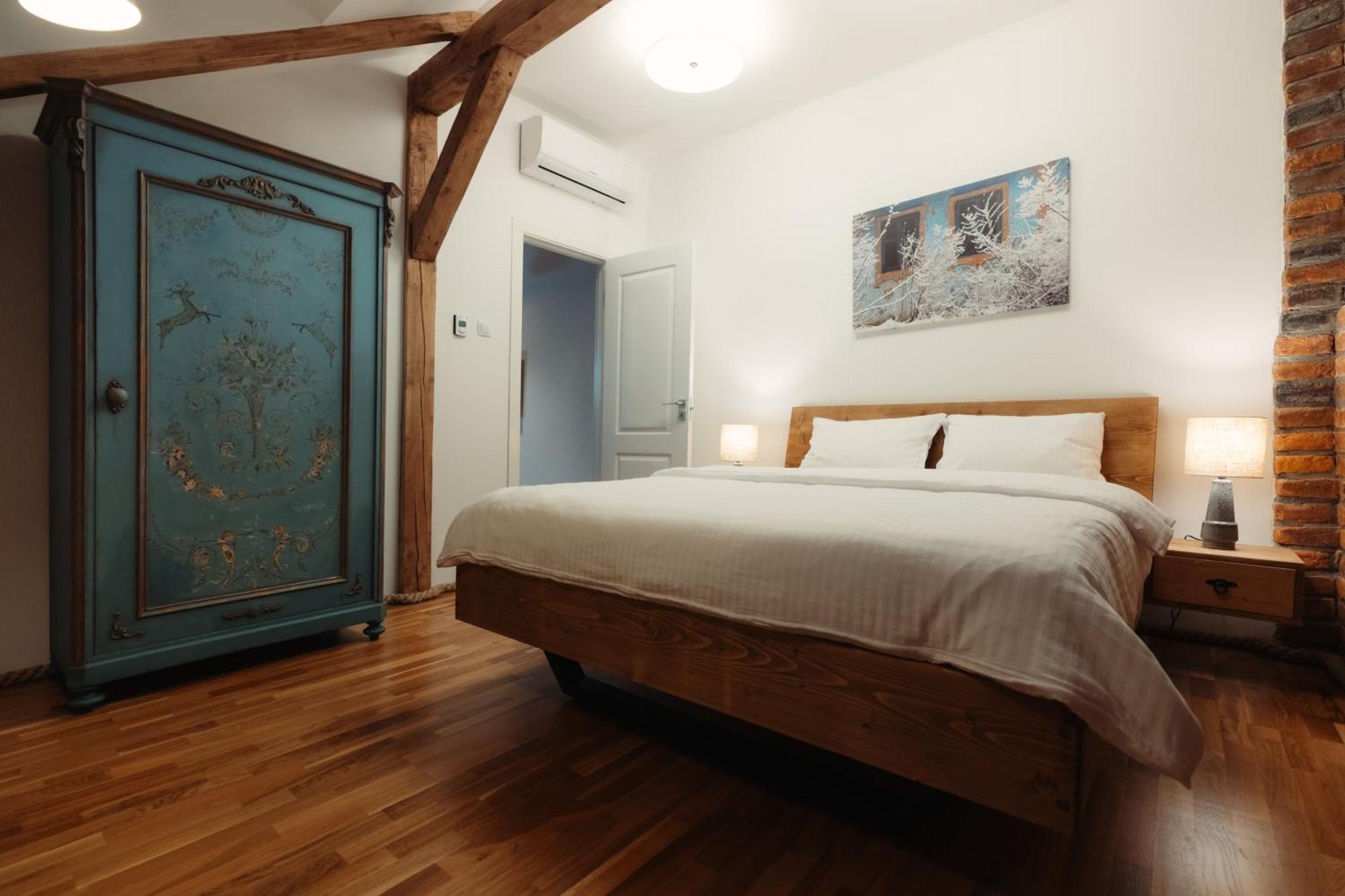 Casa 1901 Aparthotel Baia Mare Exterior photo