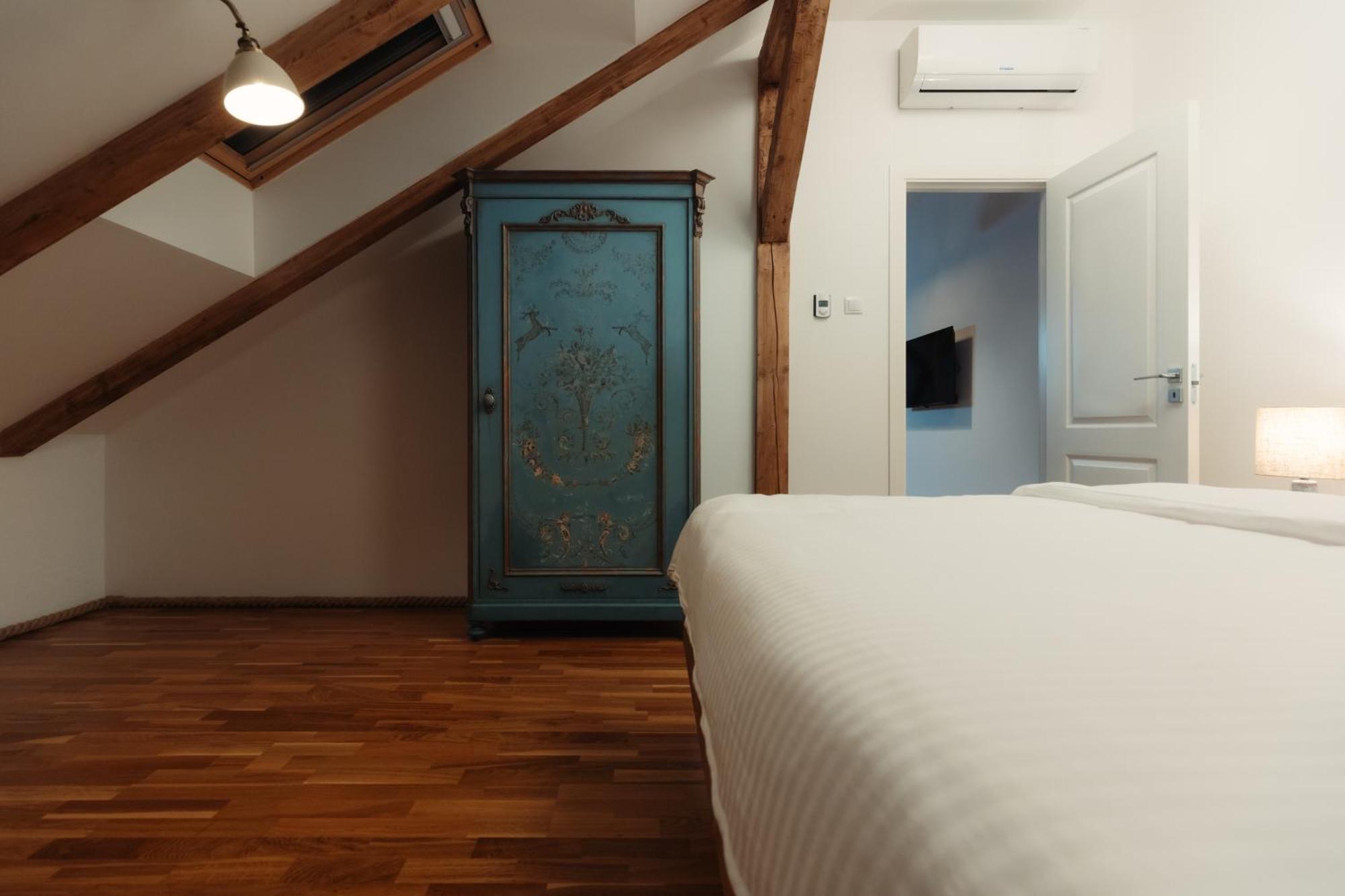 Casa 1901 Aparthotel Baia Mare Exterior photo